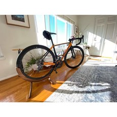 美國胡桃木後輪插入式收納車架 自行車掛架 腳踏車壁架 公路車車架 自行車車架, 1個, 胡桃木