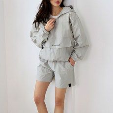 SOON2DLE 女款休閒套裝 半拉鍊式長袖風衣+短褲