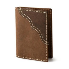 Wrangler 남성용 바이폴드 지갑 머니 클립 및 신분증 창 포함 천연 가죽 미니멀리스트 그를 위한 선물 코냑. 단일 사이즈