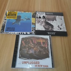 Nirvana 3張CD打包 《Nevermind 30th Anniversary Deluxe Edition》2CD +《Bleach》+《MTV Unplugged》 全新未拆封, 如圖所示