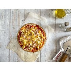 Quick hawaiian pizzas