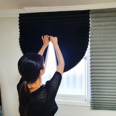 암막커튼 무타공 부착 암막 블라인드 블랙 부직포블라인드 셀프블라인드 창문햇빛가리개 붙이는블라인드 dew+940kd