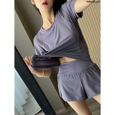 瑜伽訓練服 2022夏新款運動休閑透氣網眼速干高彈短袖T恤女 短褲瑜伽兩件套裝