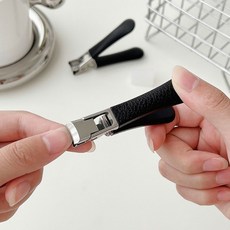 발톱깎이 고급 휴대용 라운드형 두꺼운 발톱 네일 전문가 관리 도구 다크블랙, 1개