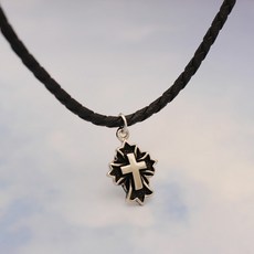 N028 목걸이 십자가팬던트 가죽줄목걸이 남여공용 초커패션 레이어드 남자패션악세사리