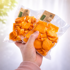 [안면도 느루농원] 25년 손질 늙은호박 맷돌호박 손질호박 깍두기, 4개, 냉동 깍두기 250g