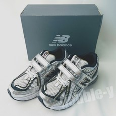 [국내매장판] 뉴발란스키즈 1906 어린이 운동화 실버골드