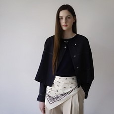 플라스틱아일랜드 배색 라운드넥 크롭 자켓 PS2WJ381 1004185