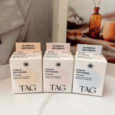 TAG x DAISO 亮膚防護定妝蜜粉粉撲5g 控油保濕 均勻膚色 展現自然透亮妝感, 1個, 01 Pale light