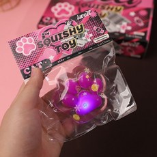 亮燈貓爪捏捏樂 解壓玩具 超軟泥感食玩 減壓玩具, 7*7電子燈貓爪【隨機色】加大加厚, 1個