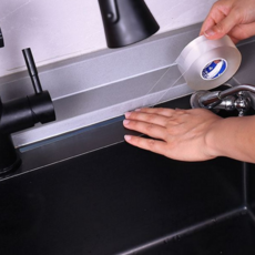 초강력 방수 넓은 실리콘 테이프 주방 싱크대 욕실 창문 틈새 오염 곰팡이 바람 차단, 70mm x 3m, 1개