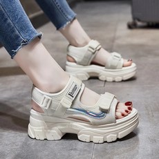 YioYcc 여성 여름 비치 샌들 스포츠 패션 발편한 통굽 샌들 스니커즈 운동화