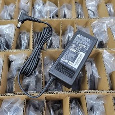 華碩 ASUS 副廠 65W 變壓器 S96Fm U1E U1F U2E U24A U24E U5A U5F U6E, 1個