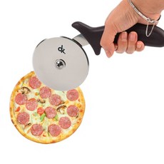 고매한 그립감이 좋은 스텐 피자로라 커터 칼