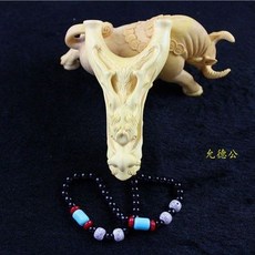 黃楊木龍頭雕刻實木扁皮彈弓：原木神龍戲珠把玩件，手工精雕細琢，戶外休閒收藏佳品, 1個, 黃楊木原木龍頭雕刻把玩件實木質扁皮