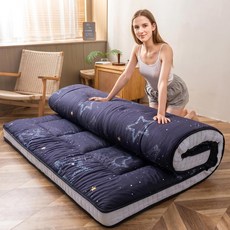 MAXYOYO 블랙 문 및 스타 이불 매트리스 일본식 바닥 퀼트 토퍼 두꺼운 접이식 수면 패드 통기성 라운지 게스트 카우치 캠핑용 트윈, Queen, Grey Triangle