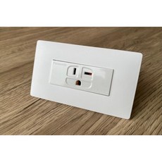 Panasonic 國際牌 ADVANCE 超薄面板 220V 冷氣插座, 1個, 霧白蓋板/白色T形220V插座
