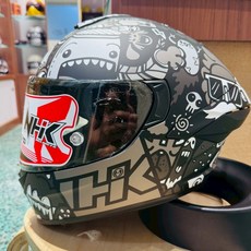 新兄弟帽店 NHK K5R 塗鴉 消光黑銀 功能性入門款 亞版安全帽 現貨供應, 1個