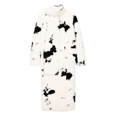 스탠드스튜디오 Stand Studio White