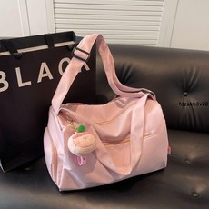 大容量包 運動健身包短途旅行袋女大容量游泳瑜伽包單肩斜跨背包男獨立鞋位, 黑色,干濕分離+獨立鞋位+水蜜桃掛件, 1個