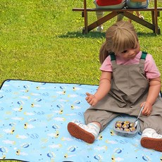 Derhappy 提袋一體式雙面防水單人野餐墊, 白熊天空藍