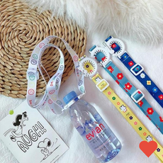 이유식용품 휴대용 음료수 물병 생수 페트 목걸이 홀더, 1개, 스카이블루