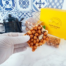 알콩달콩수제강정 오란다 유자청 아몬드 흑임자 맛 촉촉 한과 옛날과자 250g, 1팩 12개 총250g