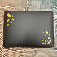 Mr. & Toraja Coffee 藝伎精品咖啡, 1個