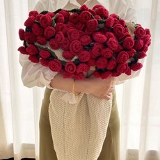 七夕情人節禮物：玫瑰永生花毛線編織花朵毯，兩用花束成品，臺灣出貨, 直徑110厘米（52朵花）