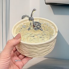 DFMEI 創意菸缸高級感陶瓷菸灰缸帶蓋防飛灰家用客廳輕奢高顏值ins奶油, 1個, 奶fufu色配水波紋蓋:如圖