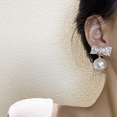 큐빅 리본 왕 진주 귀걸이