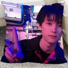 周翊然 明星周邊 雙面定制 靠枕頭 汽車腰枕 午睡抱枕 靠墊, 1個, 4,35x35厘米（特小枕頭-雙面含芯）