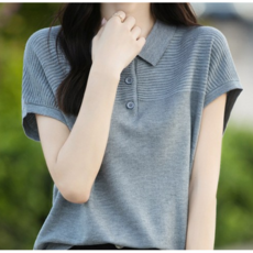 여성 심플 데일리 터틀 니트 티셔츠니트 여성이라면 루즈핏으로 날씬해 보이는 모노톤의 얇은 탑과 무난하게 매치할 수 있습니다4color