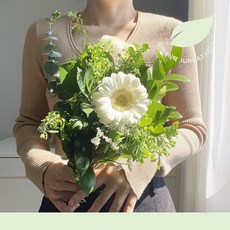 [정아네식탁] 고요한 그린 한다발 꽃다발 생화 택배 꽃배달, 퓨어한다발 / 꽃만, 1개