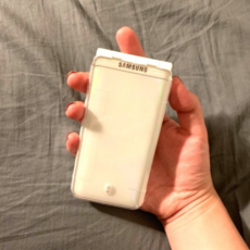A급 삼성 갤럭시폴더2 SM-G160N/G165N 공기계 자급제 중고폰 모든 통신사 사용중인 유심칩만 끼우면 통신사요금제 그대로 사용가능합니다. 효도폰 학생폰 초딩폰 공부폰 공기계, 32GB, 화이트