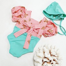 MongKok 女孩GOM檢查一件泳衣