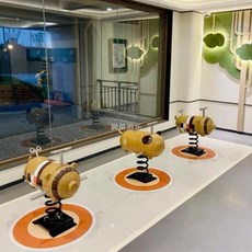 스프링 흔들말 캠핑장 놀이터 놀이기구 유치원 시소, 자세한 내용은 머리 위 층의 고객 서비스에 문의하십시오