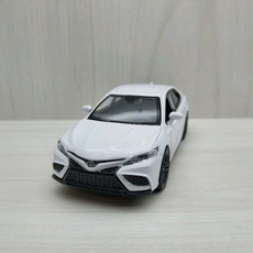 宅米吉 TOYOTA 豐田 凱美瑞 CAMRYE XSE 1:36 合金模型車 白色 玩具車, 1個