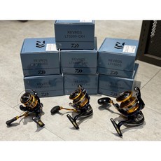 桃園東區釣具 DAIWA 24 REVROS LT 紡車式捲線器，輕量化紡車捲線器，多規格選擇，釣魚必備, LT2000S-XH