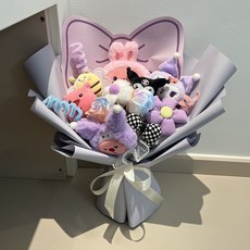 新款花束 成品花束卡通玩偶送女生閨蜜生日禮物畢業兒童, 粉色恰怕狗小香風花束,創意花束+禮袋+燈（店長推薦）, 1個