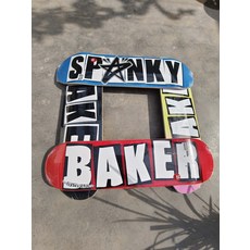 BAKER 滑板板面 經典黑色款 經典紅色款 OG淺腳窩 墨西哥產 尺寸8.0 8.125 8.25, 如圖所示, 1個