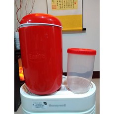 全新 紐西蘭 EasiYo 優格機 1KG 型號YP0241