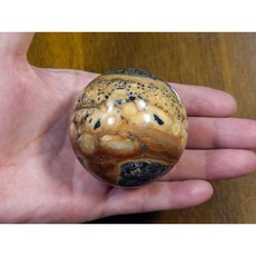 能量礦石 泰國龍宮舍利財舍利球355.5g直徑64mm SAMROIYOD山脈和山洞 編號267, 1個