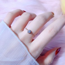 CROWN 알러지 변색 없는 써지컬스틸 반지 여자 유행 큐빅 체인 실반지 C134