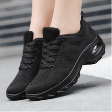 VEETIZ 여성 에어로빅 줌바 댄스화 키높이 4CM 굽 쿠션 발이편한 운동화 런닝화 겸용, 245, 블랙