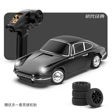 RC 자동차 1 22 스케일 4WD 완전 비례 제어 빈티지 레트로 드리프트 레이싱 수집용 데스크탑 장식 소년용 선물, Retro Sedan