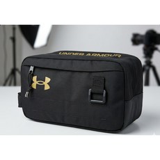 [언더아머_스포츠] 기능성 발수 스포츠 파우치 Black 골드 TM1381922 여행 세면 골프파우치백 GOLF 5.5L, 1개