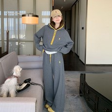 大碼休閒運動套裝女秋冬胖mm寬鬆加厚連帽衛衣長褲兩件套，舒適保暖，多色可選