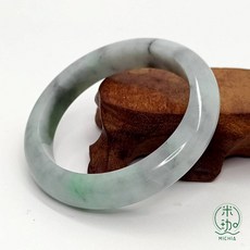 米珈MICHIA 翡翠玉鐲 糯化種海洋藍底飄烏雞帶陽綠油青平安鐲 A貨鑑定手環, 1個