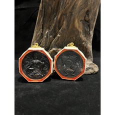 澤度金 蝶王古巴吉士納 x 龍婆龍耐 共同加持 佛牌, 黑色